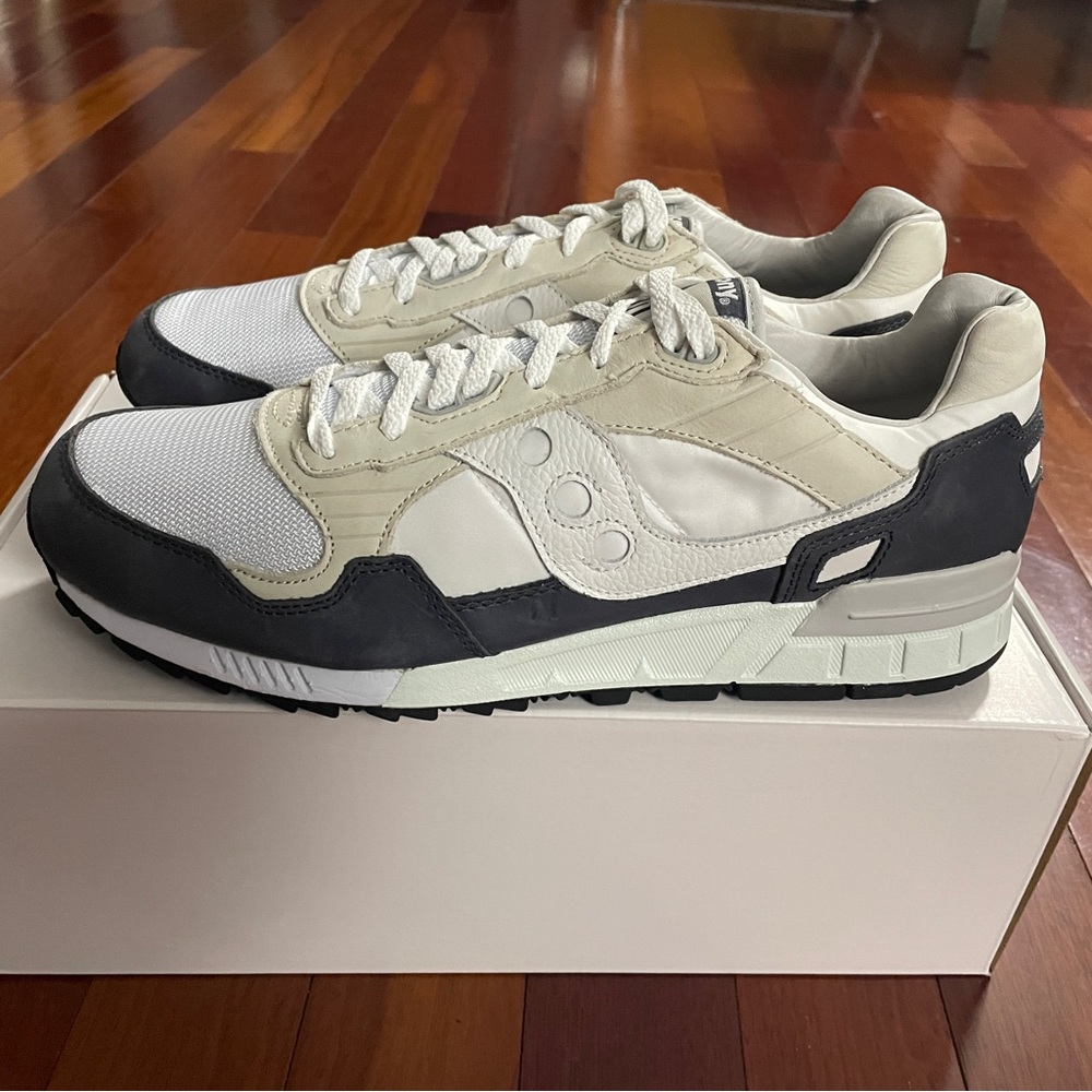 Saucony Shadow 5000 Sneaker